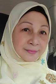 Aisy berhijrah ke kota london kerana kecewa apabila suaminya, harris memfailkan penceraian. Titian Cinta 2017 Tv Show Where To Watch Streaming Online Plot