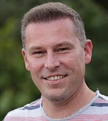 Michael Walding's Instagram, Twitter & Facebook