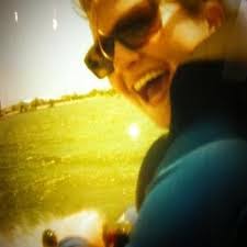 Michelle Ratcliffe's Instagram, Twitter & Facebook