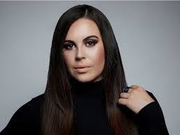 Emma Currie's Instagram, Twitter & Facebook