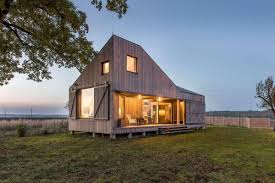 Il nostro catalogo vi propone un'ampia gamma di strutture in legno: Case Prefabbricate In Legno