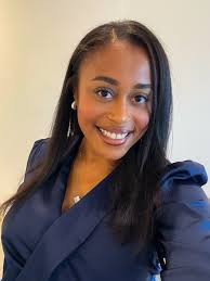 Hi all! Lovely to be here! Saying hello as I'm looking for work in creative  operations, twenty years experience 👋 Also my partner and I looking for a  two bedroom place from