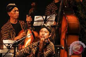 Jenis dan fungsi seni musik. Pengertian Musik Keroncong Adalah