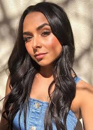 Brooke blurton is an australian contestant for the bachelor show 6, performing alongside nick cummins: R U Ok Ambassador Brooke Blurton Shares Emotional Message New Idea Magazine