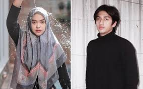 Dikabarkan dekat, nyatanya ricis dan harris belum juga membongkar status saking dekatnya, ricis dan harris sempat datang bersama ke acara pernikahan ali syakieb dan margin wieheerm pada sabtu (6/2) lalu. Harris Vriza Malu Malu Ditanya Soal Ria Ricis Panggilan Sayang Arcis Bakal Saingi Lesty Billar Wowkeren Media Line Today
