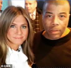 Robin Roberts pays tribute to GMA cameraman Tony Greer who died from  complications due to COVID-19