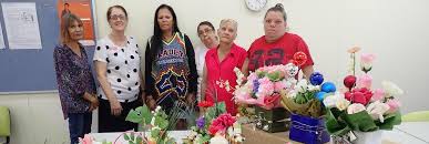 Many members of the local redfern community and other supporters of show me the way met to celebrate the achievements of the walgett students. Short Course Success At Tafe Nsw Walgett Tafe Nsw