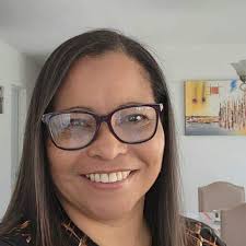 Luz QUIÑONES-GONZÁLEZ