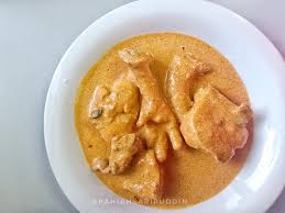 Sesuai selera syrup rasa apa saja, melon, coco pandan. Resepi Kari Ayam Guna Susu Cair Lain Dari Yang Lain Kuah Padu Dan Kaw Kitpramenulis