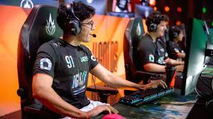 Worlds 2026: ''O cansaço pesou bastante'', diz LOS Ackermann sobre 2v2 da bot-lane na reta final no Brasil
