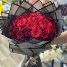 ورد احمر وابيض صور بوكيه ورد شيك احمر وابيض الحبيب للحبيب Ø¨Ø§Ù‚Ø© ÙˆØ±Ø¯ Ø£Ø­Ù…Ø± 30 ÙˆØ±Ø¯Ø© ÙÙ„ÙˆØ±Ø² Ø§Ù„Ø±ÙŠØ§Ø¶ Flowers Riyadh