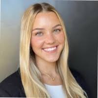 Emily Dickman's Instagram, Twitter & Facebook