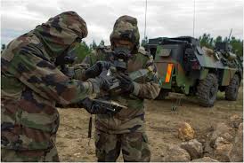 Les grades et galons de l'armée de terre: Le 2e Rd Da Materiam Splendescam Reserve Citoyenne