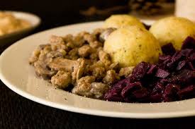 Rotkohl Knodel Pilzrahmsosse Vegane Weihnachten Ricemilkmaid Rezept Rotkohl Pikante Gerichte Leckere Vegetarische Rezepte