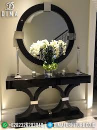 Pin Di Meja Konsol Mirror