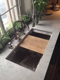 Le Quartz 4 Raisons Pour Ne Pas En Mettre Dans Ma Cuisine Evier Cuisine Cuisine Moderne Cuisines Dans Salon