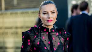 Die schauspielerin veröffentlichte ein foto von sich im netz, auf dem sie keine schminke trägt. Sophia Thomalla Ungeschminkt Bei Instagram Und Mit Klarer Botschaft An Alle Hater