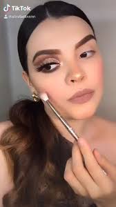 Erika Ros (rosaloap)