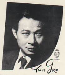 Yun Gee