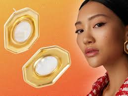 Stacey Solomon gives Joe Swash quarantine makeover plus fake eyelashes