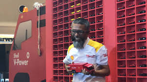 Shell ferrari 2019 1/43 scale model full set collection. Shell Brings Back The Ferrari Cars But At Double The Price Automacha