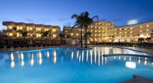 Clube náutico capibaribe, also known as náutico, is a brazilian sports club, including a professional football team, in recife, pernambuco. Vila Gale Nautico Hotel Armacao De Pera Dnata Travel