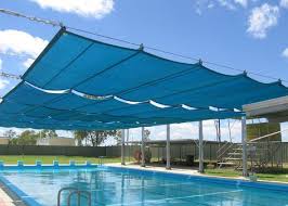 Trabajar con materiales nobles, pensados para durar en el exterior. Pergolas Techadas Con Tela