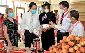 Chi hỗ phải theo dõi chi tiết số lượng hàng trong hệ thống quản trị nội bộ của mình và thuyết minh trên bản thuyết minh báo cáo tài chính đối với hàng nhận. Tich Cá»±c Vao Cuá»™c KhÆ¡i Thong Dong Cháº£y Hang Hoa Bao Nhan Dan