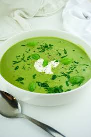 Cremige Low Carb Brokkoli Suppe Kalorienarm Und Gesund Brokkoli Suppe Brokkolisuppe Brokkoli