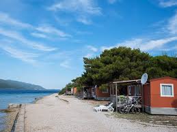 Either if you are looking for a quiet and intimate place, or if you are more into crowded and busy places full of people, we always have a solution for you. 5 Mobiheime Auf Der Halbinsel Peljesac Adriacamps
