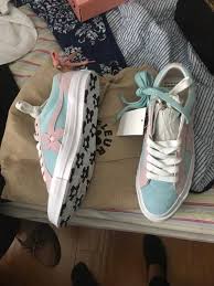 O modelo converse x golf le fleur flames serve tanto para mostrar que tyler não se esquece de suas raízes e como um símbolo dessa parceria promissora. Converse Converse X Golf Le Fleur Size 9 5 Low Top Sneakers For Sale Grailed Converse X Golf Le Fleur Shoes Aesthetic Shoes