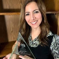 Lori Clanton's Instagram, Twitter & Facebook