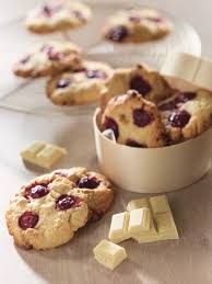 Cookies Chocolat Amandes Griottes En 2020 Recette Dessert Cookies Chocolat Recette Dessert Facile