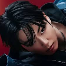 Best AI Chat Character Evie -fox- Griggs: Explore Profiles & User  comment|Polybuzz AI Chat