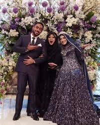 Istri aktor teddy syah bahkan tak malu mengakui penghasilannya menurun drastis dari mengelola. Meninggal Dunia Ini 10 Perjalanan Karier Rina Gunawan