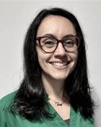 Anna Flach's Instagram, Twitter & Facebook