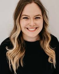 Lisa Sperle's Instagram, Twitter & Facebook