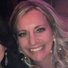 Jill Lowery's Instagram, Twitter & Facebook