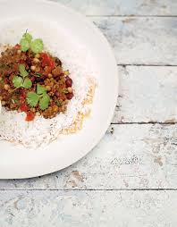 (om du inte är sugen på ris är det lika gott med couscous till eller bara med ett stycka färska bröd med. Simple Chilli Con Carne Jamie Oliver Chilli Recipes Recipe Chilli Con Carne Jamie Oliver Recipes Chilli Con