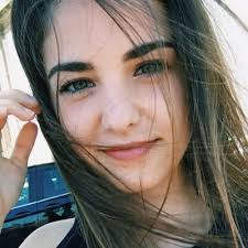 Andreia Dias (@a_dias16)