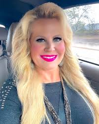 Dana Reece's Instagram, Twitter & Facebook