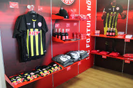 Fc köln ist eine oase für alle anhänger des vereins mit dem. Fanshop Am Sudstadion Fortuna Koln