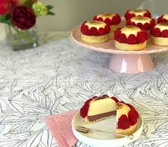 Tarte Chiboust Framboises Pour 8 Tartelettes De 8 Cm De O Ou 1 Tarte De 24 Cm De O Creme Chiboust 1 Creme Patissiere 2 Mini Tarte Framboise Chiboust