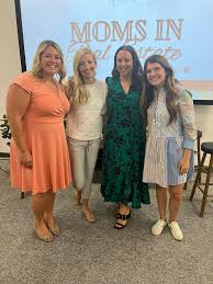 WOWWWWWW!!!!! What a morning!!! We had TWO amazing panels of moms sharing  their experiences from two different perspectives. So much value, wisdom,  humor and validation shared today. It was good for the