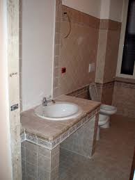 Elenchiamo le spese per la costruzione di vasche da bagno in muratura. Foto Bagno Vista Lavandino In Muratura Di Cpo Lavori E Restauri Edili 75680 Habitissimo