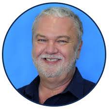 Amanda Stephan's Instagram, Twitter & Facebook