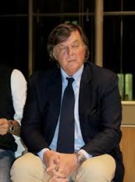 He won the french open in 1976, and was the only player ever to defeat björn borg at roland garros, doing so on two occasions. Panatta A Wimbledon Villaggio Si Finse Il Mio Tecnico La Gag Del Batti Lei Ho Dato Dei Consigli Sport