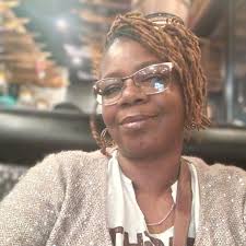 My TV mom forever💕 Thank you for welcoming me into the GMM family!! Two of  the most incredible years of my life with the most amazing people🥹