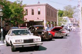 united states berlin classics cars vintage 35mm classic car color film photography small town film car show mode of transportation ベルリン クラシックカー カラーフィルム