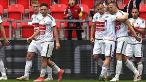 Ruszają przygotowania do meczu ze szwecją. L Nf8 Clgxanim